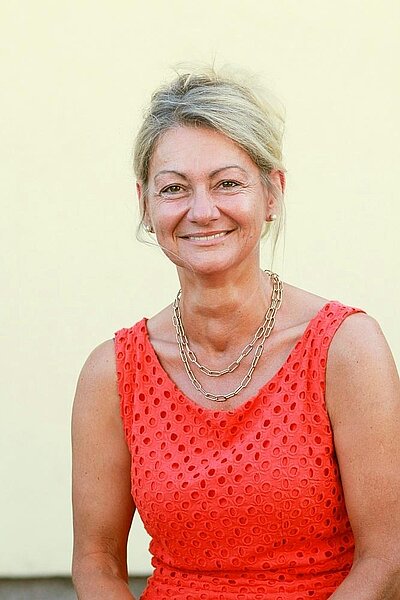 Maria Dierneder